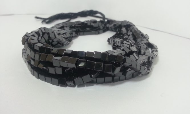 100% Natural Black Spinel Plain Smooth Cube Box Shaped Beads Strand