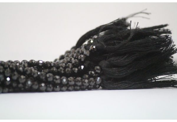 black spinel round beads
